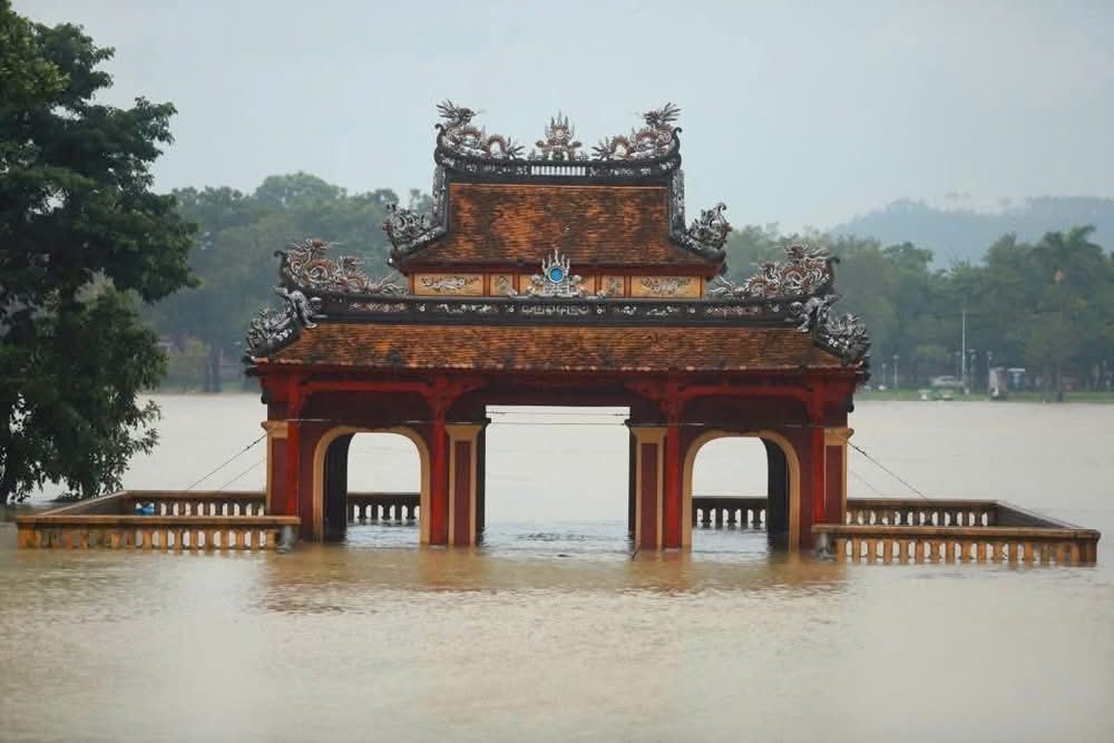 hue_lu lut hue_hue ngap lut_thientai_luluthue_phat giao hue20.jpg